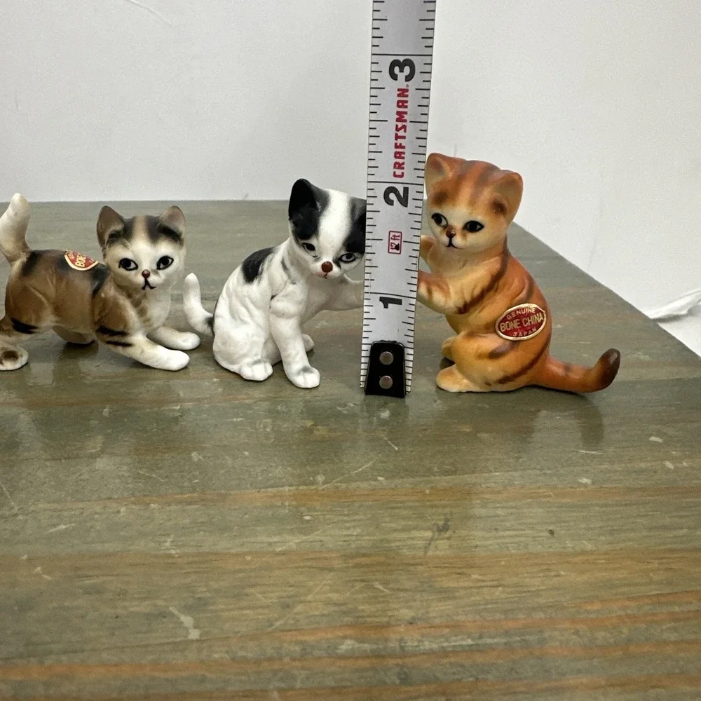 Lot 5 Vintage Bone China cat Miniatures Playful Kittens made Japan Foil Stickers